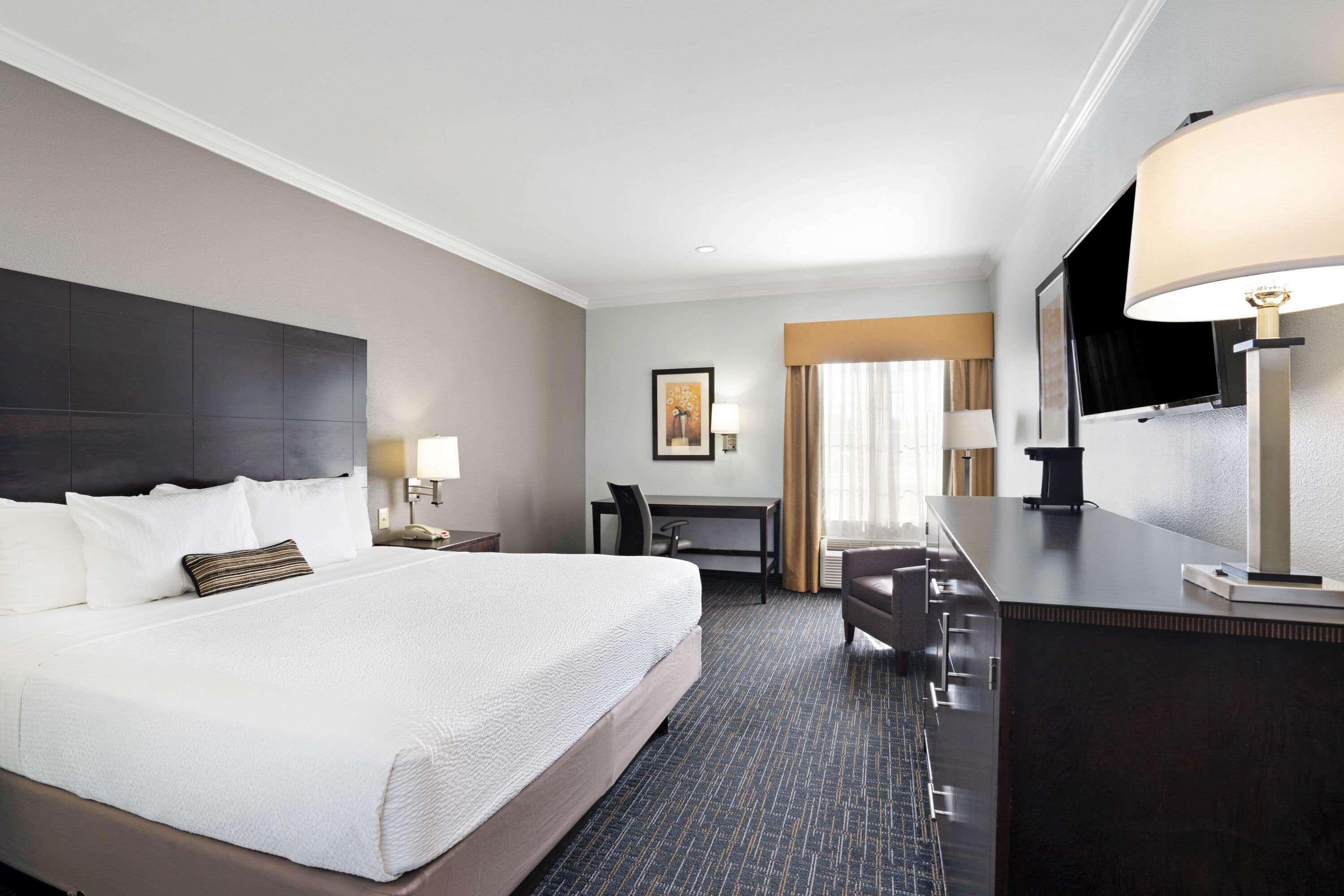Отель Sonesta Essential Houston Westchase Экстерьер фото
