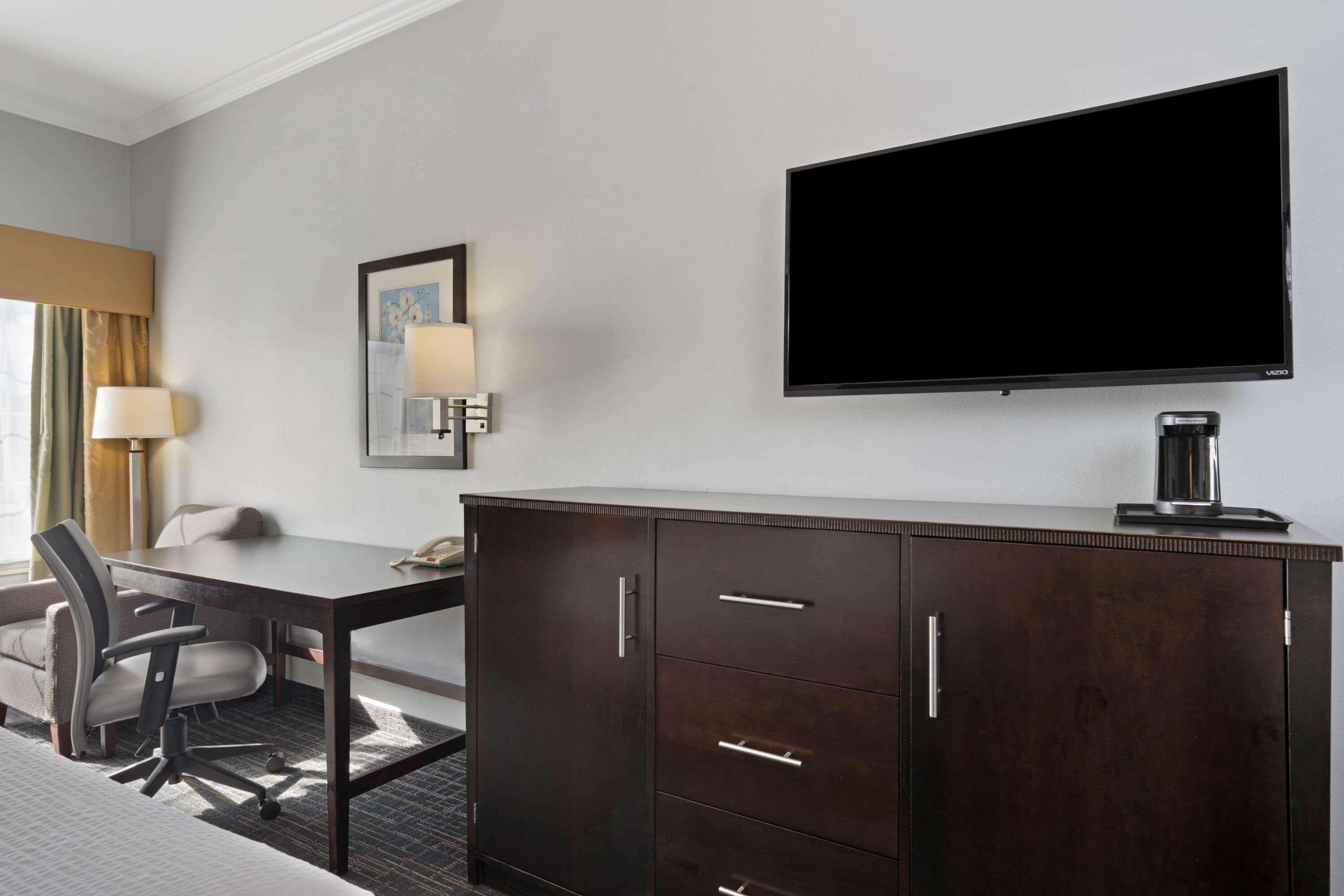 Отель Sonesta Essential Houston Westchase Экстерьер фото