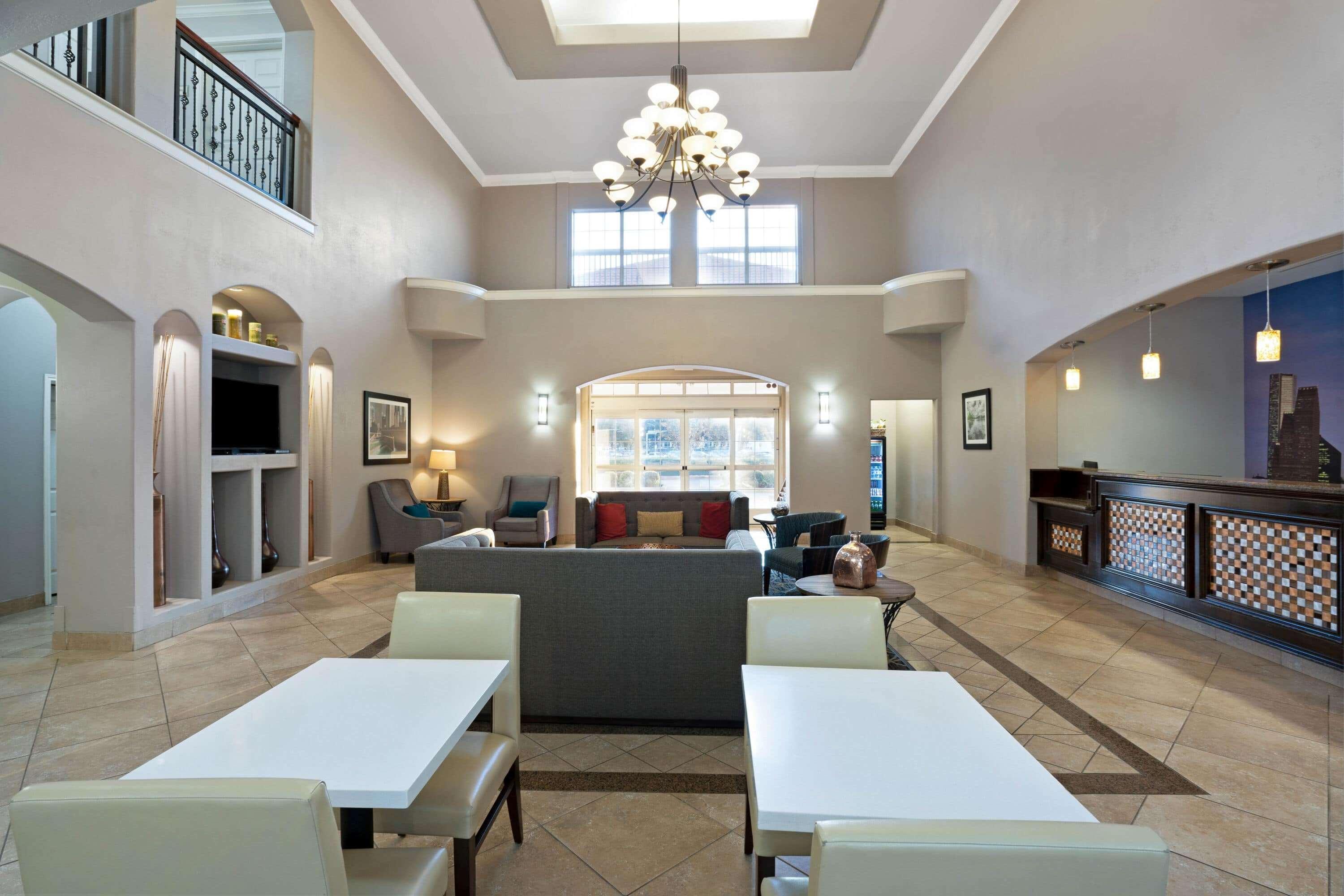 Отель Sonesta Essential Houston Westchase Экстерьер фото